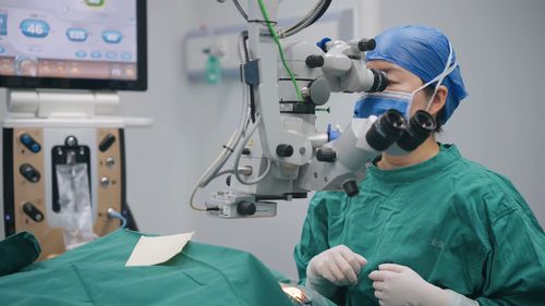 远 中 近全程清晰 福州爱尔眼科医院引入创新人工晶状体全面提升白内障患者视力